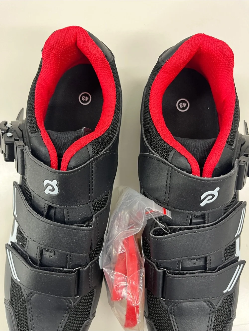 New Peleton Cycling Shoes in Black Size 43